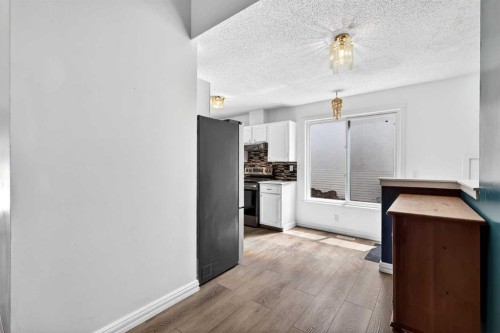 236 Mckerrell Way Se, Calgary, AB - Indoor Photo Showing Kitchen
