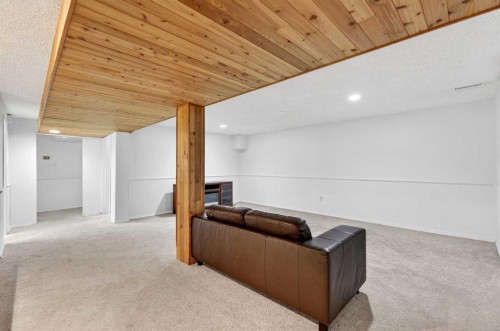 236 Mckerrell Way Se, Calgary, AB - Indoor