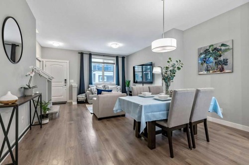 305 Cranbrook Walk Se, Calgary, AB - Indoor Photo Showing Dining Room