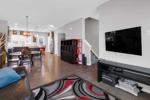 188 Sundown Road, Cochrane, AB - Indoor Photo Showing Living Room
