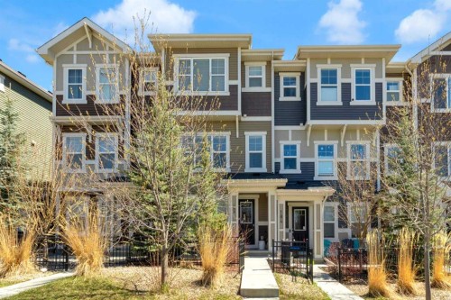 188 Sundown Road  Cochrane, AB T4C 2M5