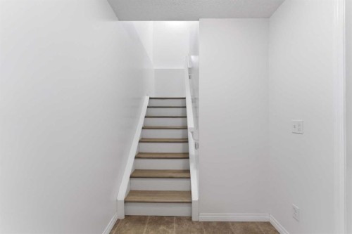 547 Windstone Common Sw, Airdrie, AB - Indoor Photo Showing Other Room