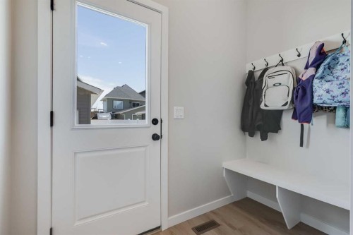 146 Highview Gate Se, Airdrie, AB - Indoor Photo Showing Other Room