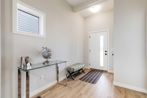 146 Highview Gate Se, Airdrie, AB - Indoor Photo Showing Other Room