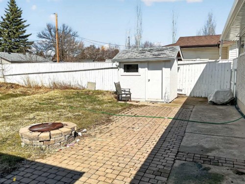 1134 Lakeway Boulevard South, Lethbridge, AB - Outdoor