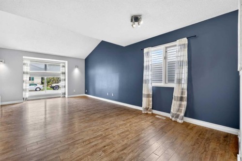 32 Millrise Crescent Sw, Calgary, AB - Indoor