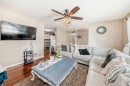3 Shannon Close, Olds, AB  - Indoor Photo Showing Living Room 