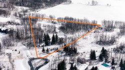 23 Grove Lane Rural Rocky View County, AB T4C 2Z3