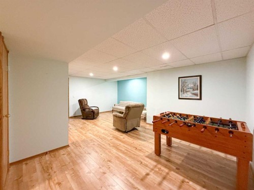 4117 Silverpark Estates Close, Olds, AB - Indoor Photo Showing Other Room