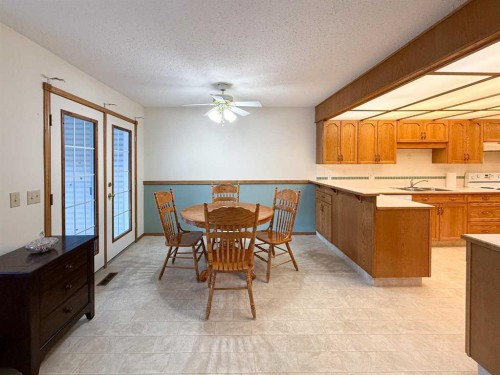 4117 Silverpark Estates Close, Olds, AB - Indoor