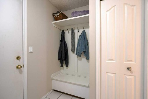 121 Chaparral Way Se, Calgary, AB - Indoor