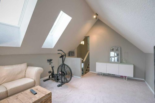 121 Chaparral Way Se, Calgary, AB - Indoor