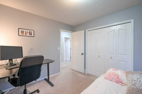 121 Chaparral Way Se, Calgary, AB - Indoor