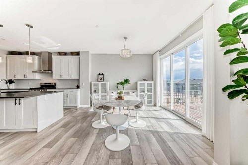 73 Lucas Heights Nw, Calgary, AB - Indoor Photo Showing Other Room