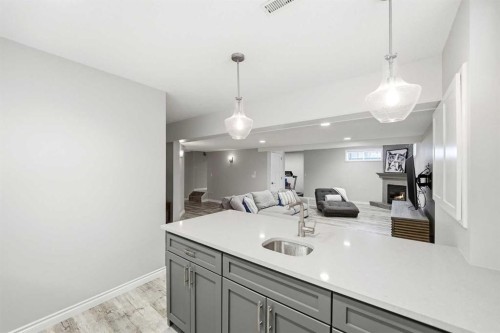 244 Cove Road, Chestermere, AB - Indoor Photo Showing Kitchen