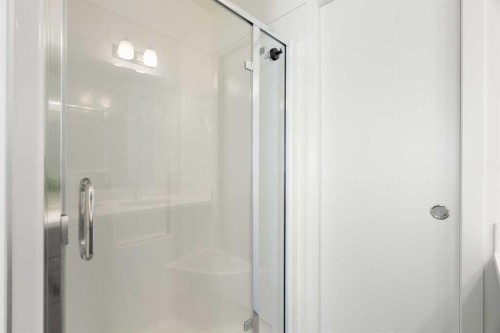505 Copperstone Manor Se, Calgary, AB - Indoor Photo Showing Bathroom