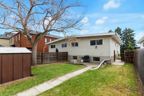 66 34 Avenue Sw, Calgary, AB - Outdoor