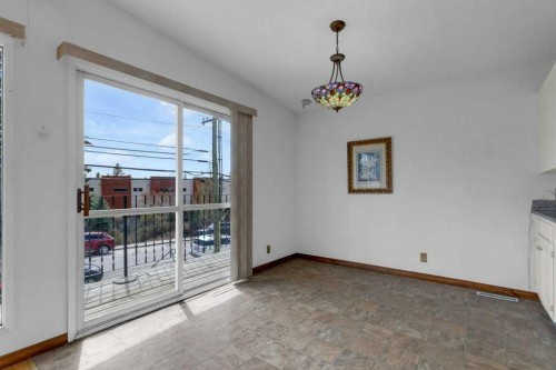 66 34 Avenue Sw, Calgary, AB - Indoor Photo Showing Other Room