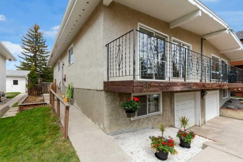 66 34 Avenue Sw, Calgary, AB - Outdoor With Exterior