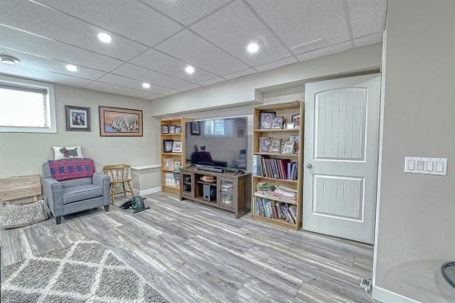 1936 High Park Circle Nw, High River, AB - Indoor