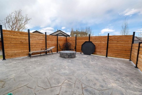 1936 High Park Circle Nw, High River, AB - Outdoor