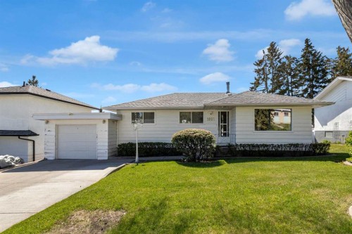 1031 Thorneycroft Drive Nw, Calgary, AB - Outdoor
