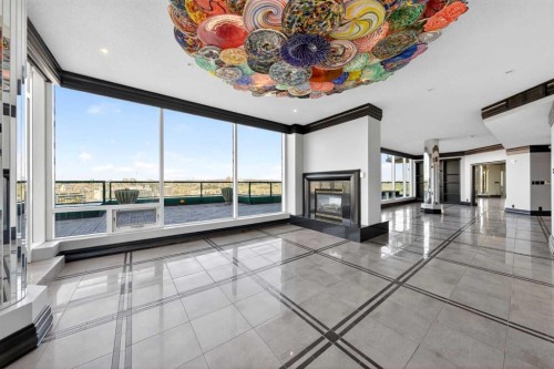 1401-837 2 Avenue Sw, Calgary, AB - Indoor With Fireplace