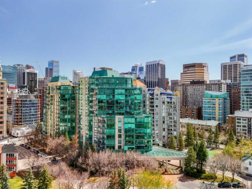 1401-837 2 Avenue Sw, Calgary, AB - Outdoor With Facade