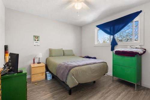 252 Templeview Way Ne, Calgary, AB - Indoor Photo Showing Bedroom