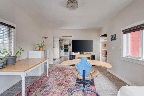 84 Burney, Bragg Creek, AB - Indoor Photo Showing Office