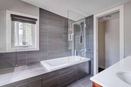 84 Burney, Bragg Creek, AB - Indoor Photo Showing Bathroom
