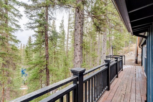 84 Burney, Bragg Creek, AB - Outdoor