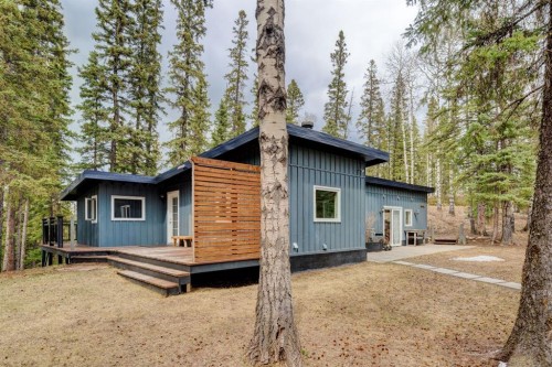 84 Burney, Bragg Creek, AB - Outdoor