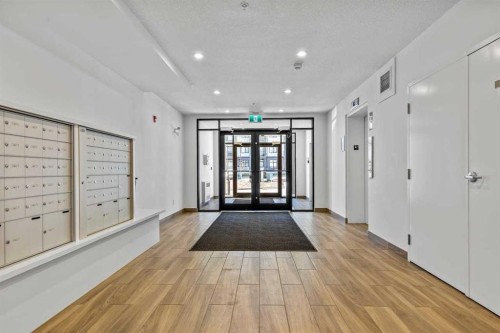 404-50 Sage Hill Walk Nw, Calgary, AB - Indoor Photo Showing Other Room
