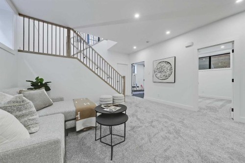84 Cambrian Drive Nw, Calgary, AB 