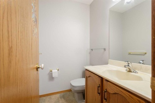 119 Citadel Hills Place Nw, Calgary, AB - Indoor Photo Showing Bathroom