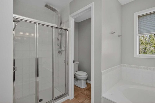 36 Chaparral Drive, Calgary, AB - Indoor Photo Showing Bathroom