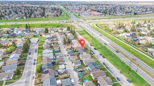 379 Maitland Crescent Ne, Calgary, AB - Outdoor With View