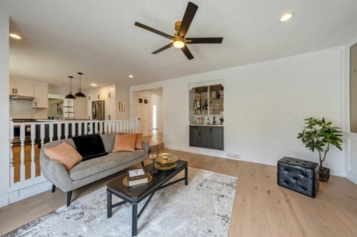 40 Edforth Road Nw, Calgary, AB 