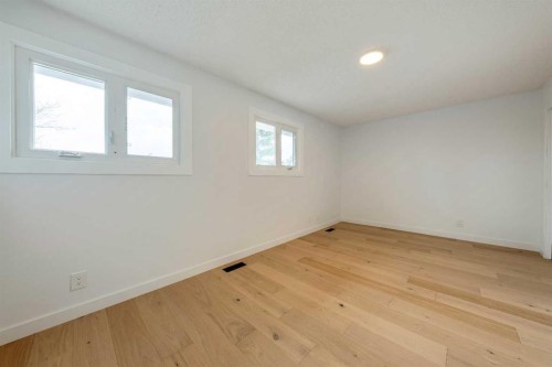 40 Edforth Road Nw, Calgary, AB 