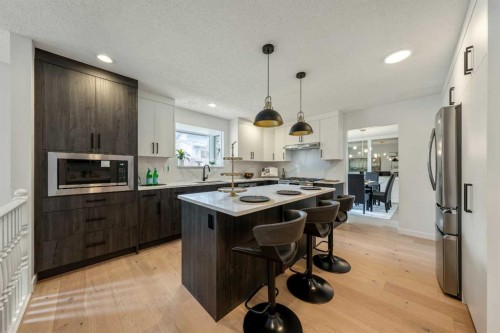 40 Edforth Road Nw, Calgary, AB 