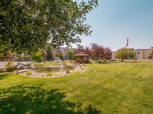231-2020 32 Street South, Lethbridge, AB - Outdoor