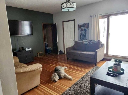 34066 Range Road 45, Rural Mountain View County, AB 