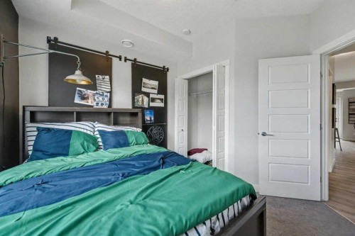 117 Livingston Common Ne, Calgary, AB - Indoor Photo Showing Bedroom