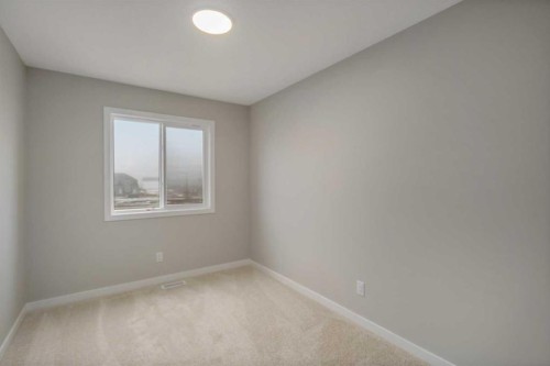 1449 Rangeview Drive Se, Calgary, AB - Indoor Photo Showing Other Room