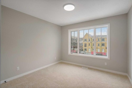 1449 Rangeview Drive Se, Calgary, AB - Indoor Photo Showing Other Room