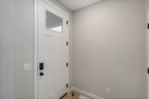 1449 Rangeview Drive Se, Calgary, AB - Indoor Photo Showing Other Room