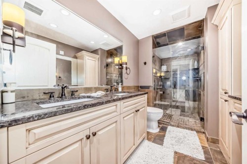 10909 Eamon Road Nw, Calgary, AB - Indoor Photo Showing Bathroom