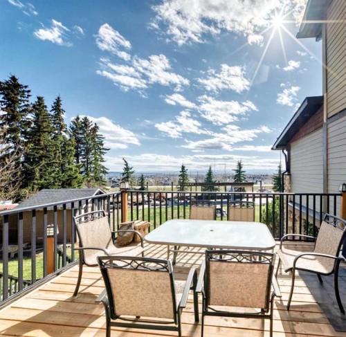 10909 Eamon Road Nw, Calgary, AB - Outdoor