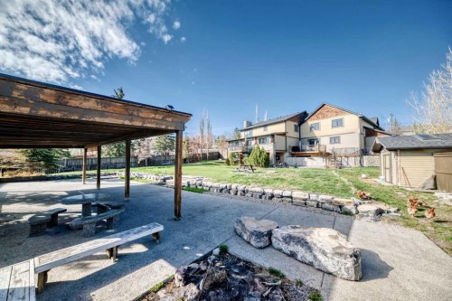 10909 Eamon Road Nw, Calgary, AB - Outdoor